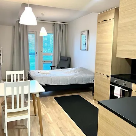 Kotimaailma - Madetojanaukio *