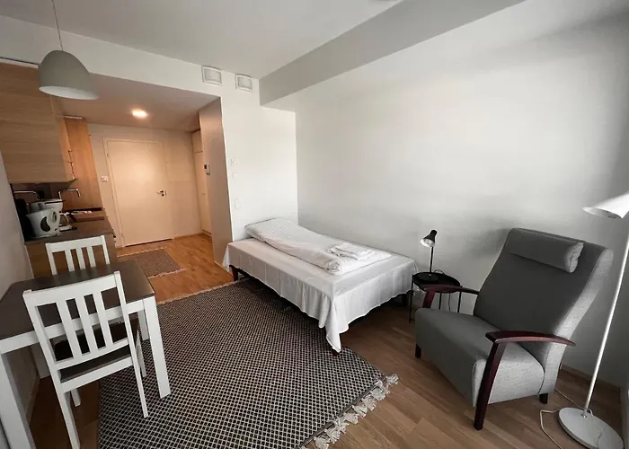 Kotimaailma - Madetojanaukio